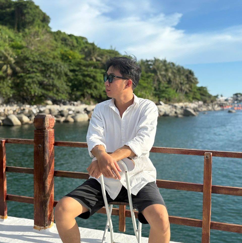 NGUYÊN NGUYỄN